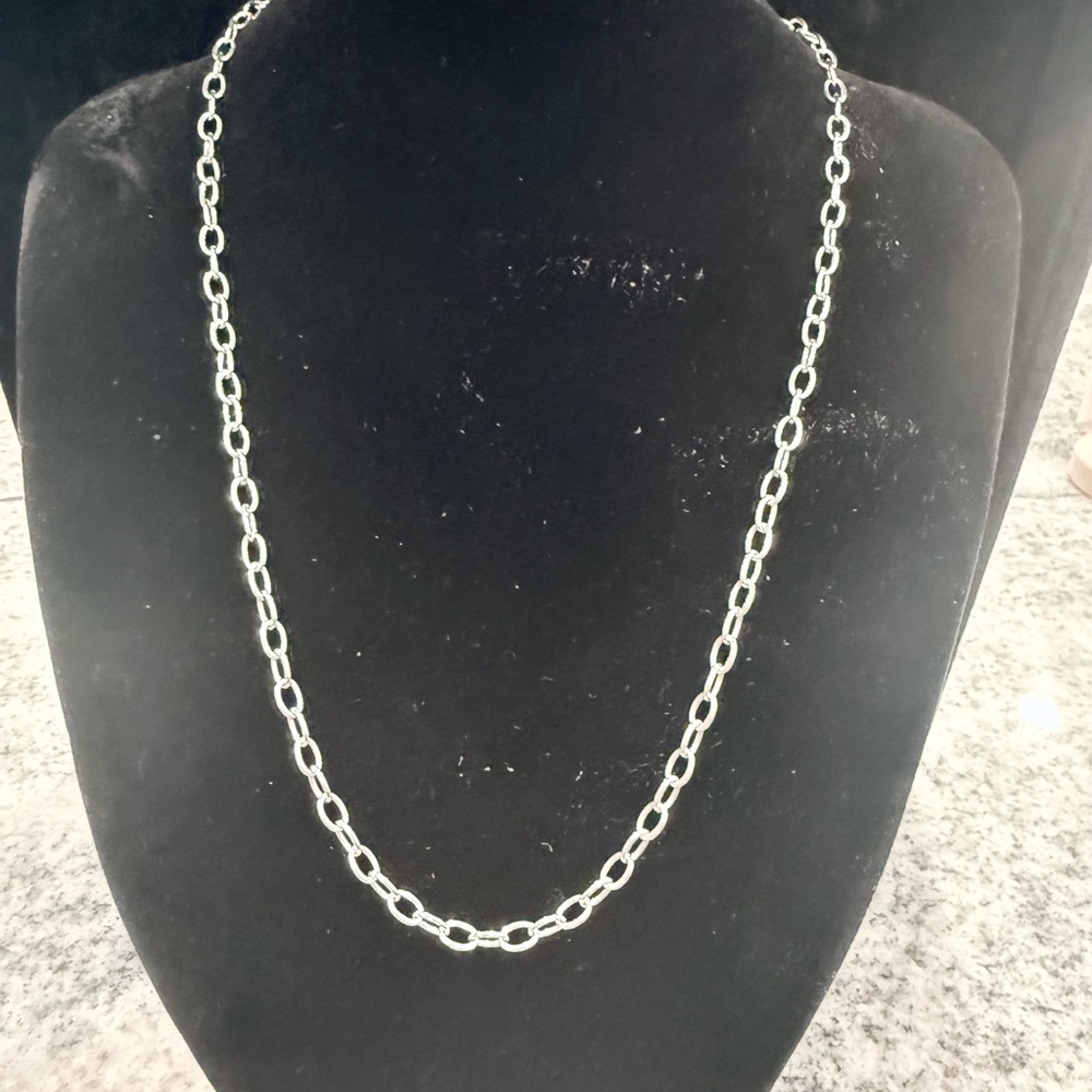 925 Sterling Silver RLM Studio Oval Link Necklace